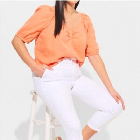 NWT TORRID Women's Orange Seersucker Button Front Crop Top Size 2 Plus - Picture 1 of 9